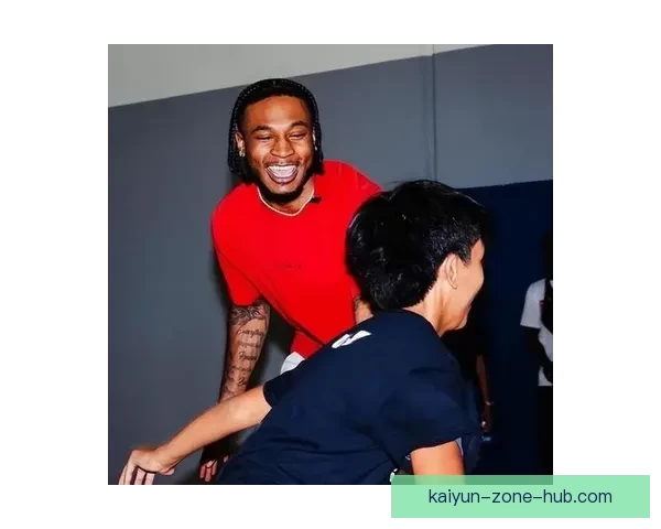 伊森重返首发贡献17分8助攻 困境中队友支持成为最大依靠 伊森重返首发贡献17分8助攻 困境中队友支持成为最大依靠